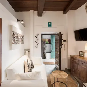  Appartamento Campo Dei Fiori Luxury